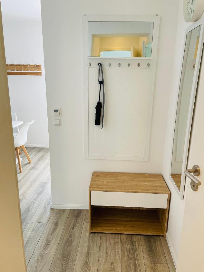 Prime Host Balcony Apartment คาร์ลสรูเฮอ ภายนอก รูปภาพ