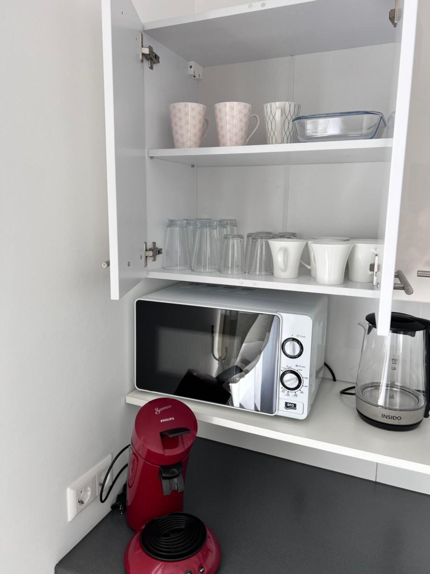 Prime Host Balcony Apartment คาร์ลสรูเฮอ ภายนอก รูปภาพ